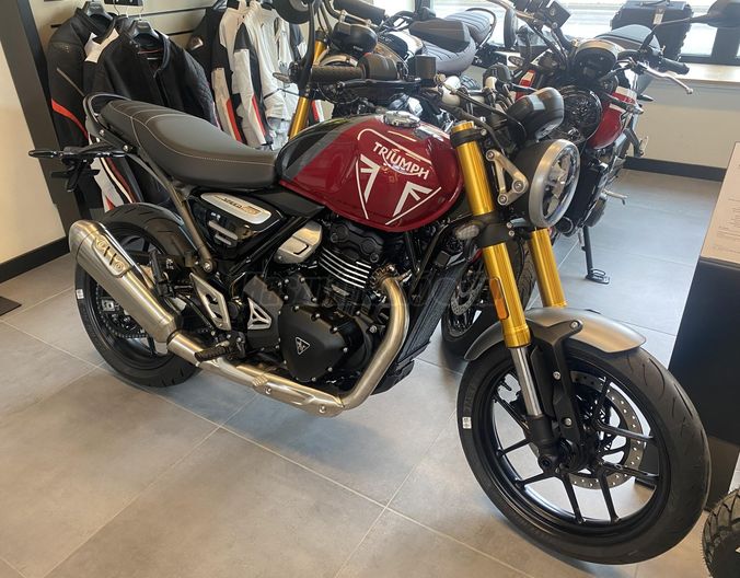 TRIUMPH SPEED 400