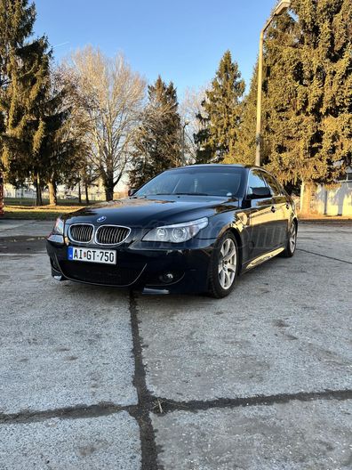 BMW 520 520i (Automata)
