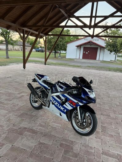 SUZUKI GSX-R 600
