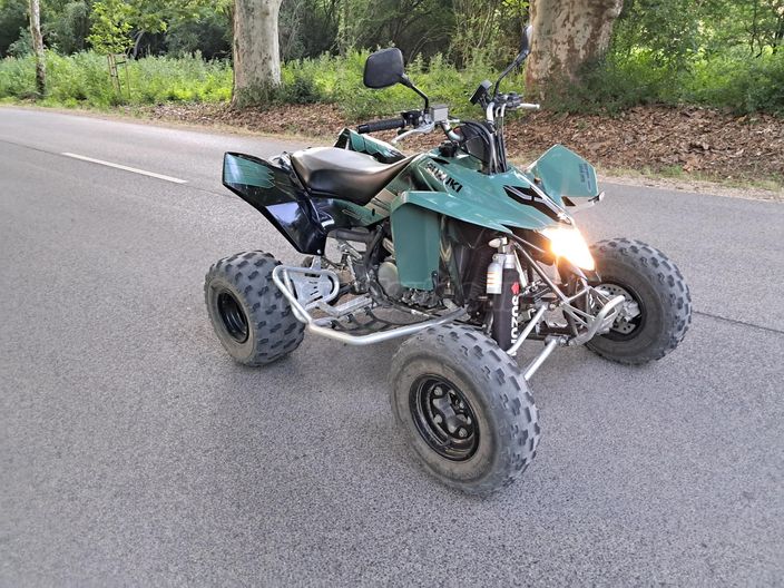 SUZUKI LT-Z 400