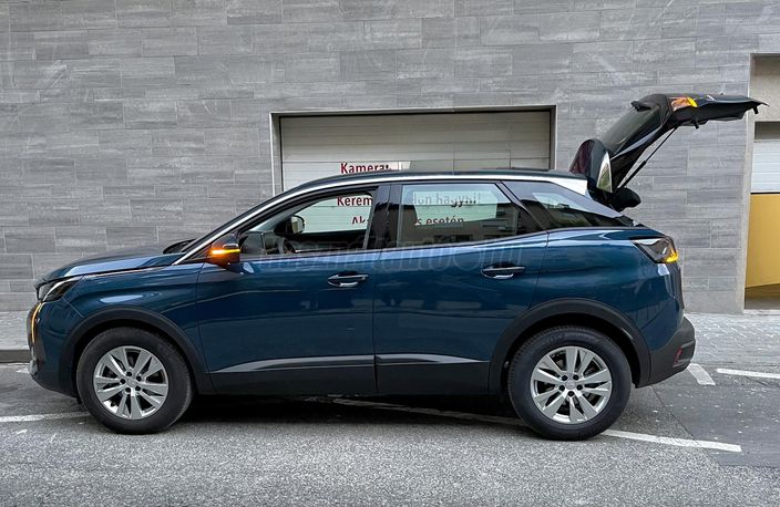 PEUGEOT 3008 1.2 PureTech Allure Pack