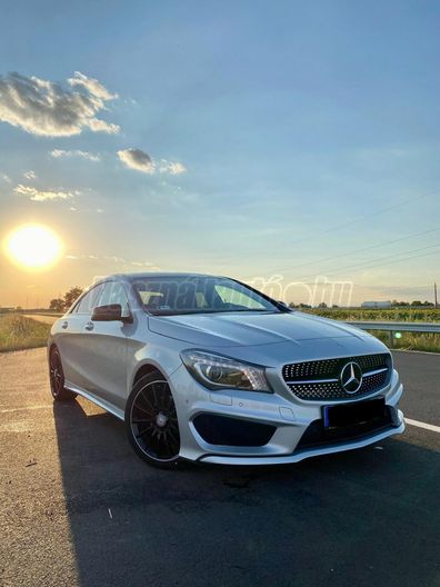 MERCEDES-BENZ CLA 180 AMG Sport