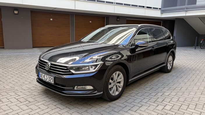 VOLKSWAGEN PASSAT Variant 2.0 TDI BMT SCR Highline DSG