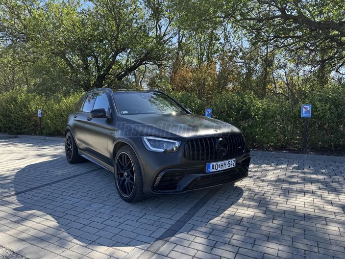 MERCEDES-AMG GLC
