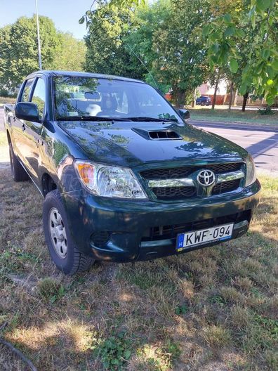 TOYOTA HILUX 2.5 D-4D 4x4 Double Terra AC