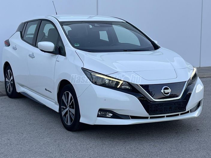 NISSAN LEAF N-Connecta 40kWh (Automata)
