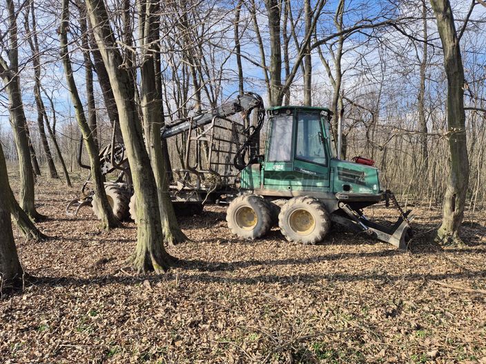 TIMBERJACK 810B