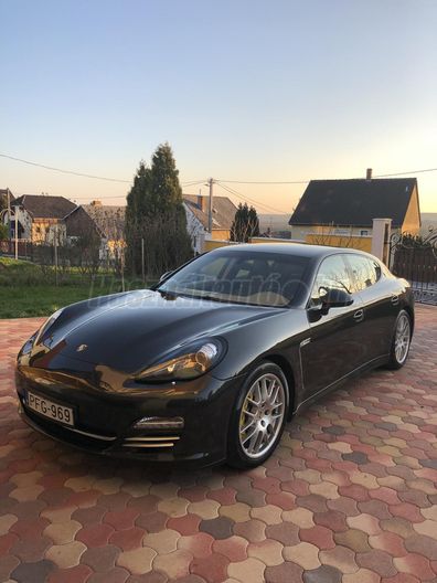PORSCHE PANAMERA Dízel PDK