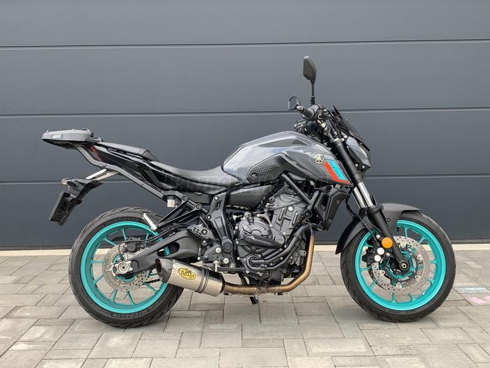 YAMAHA MT-07