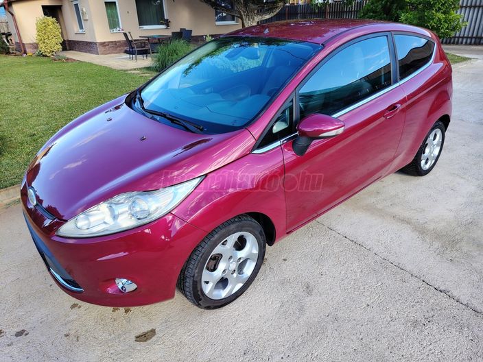 FORD FIESTA 1.25 Titanium