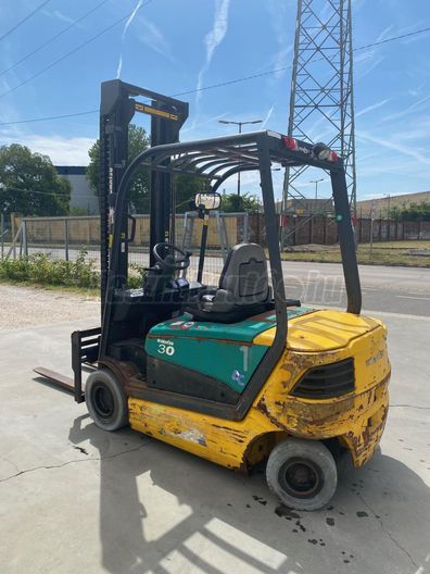 KOMATSU FB30H