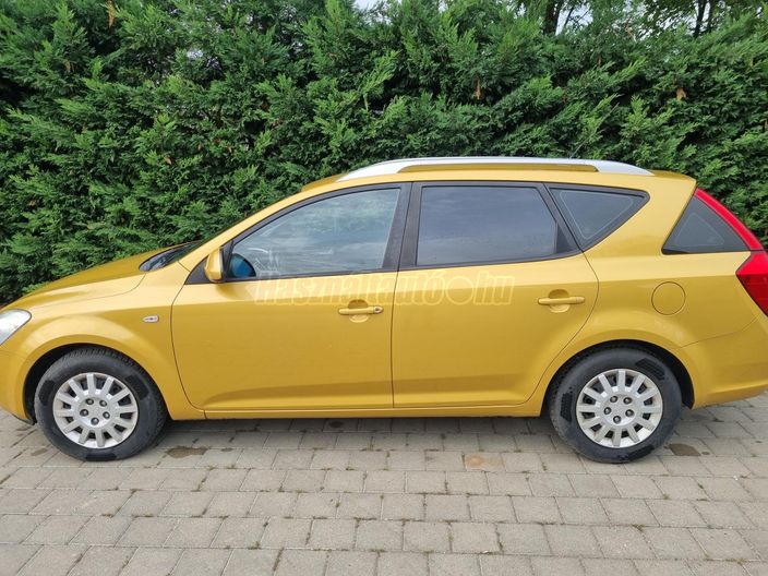 KIA CEE'D SW 1.6 CRDi EX