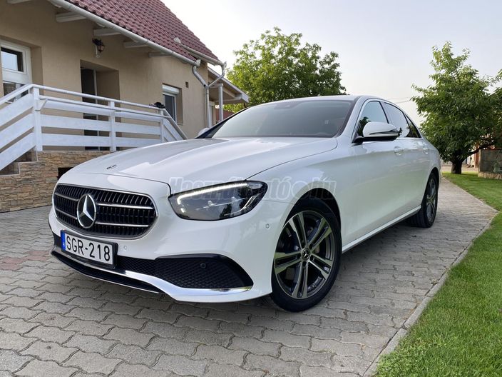 MERCEDES-BENZ E 200 4Matic 9G-TRONIC EQ Boost