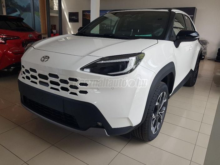 TOYOTA YARIS CROSS 1.5 Hybrid Style e-CVT