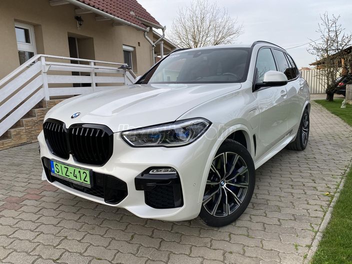 BMW X5 xDrive45e (Automata)