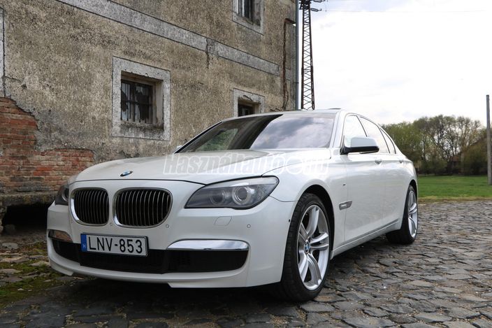 BMW 750 750i (Automata)