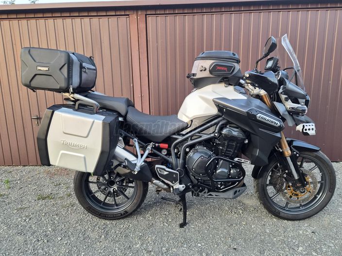 TRIUMPH TIGER 1200
