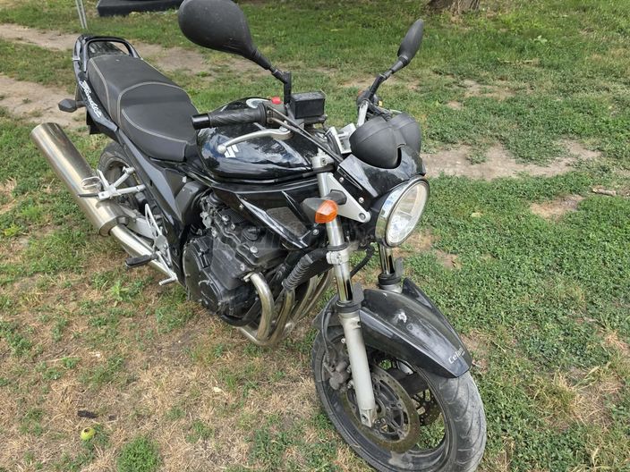 SUZUKI GSF 650 S