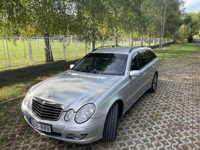 MERCEDES-BENZ E 270