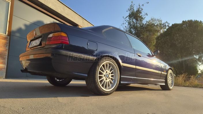 BMW 320 320i