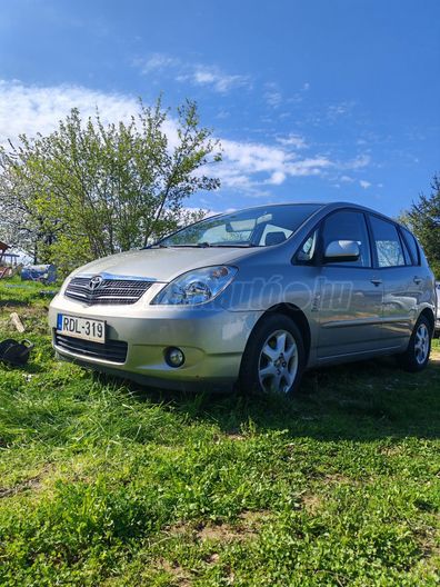 TOYOTA COROLLA VERSO 2.0 D-4D Linea Terra