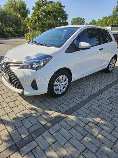 TOYOTA YARIS Van 1.33 Dual VVT-i Live Euro 6