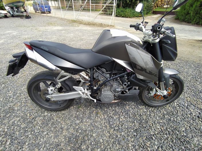 KTM 990 SUPER DUKE