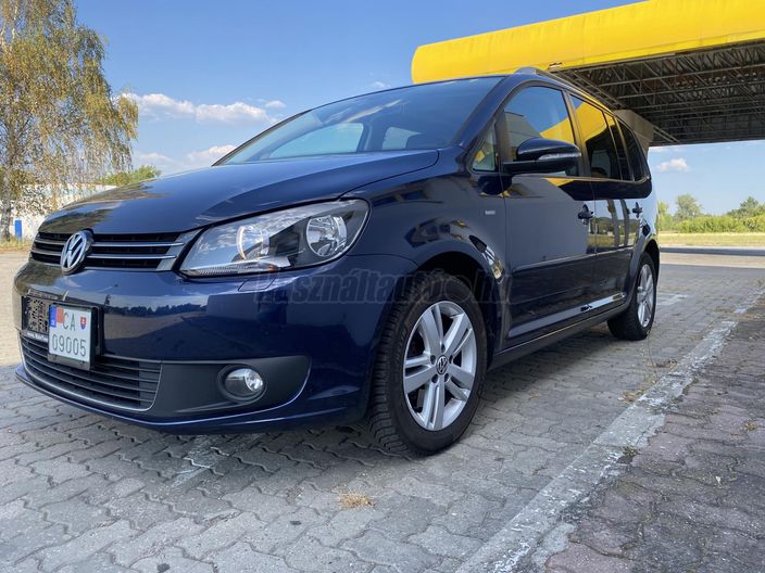 VOLKSWAGEN TOURAN 1.4 TSI Highline [7 személy]