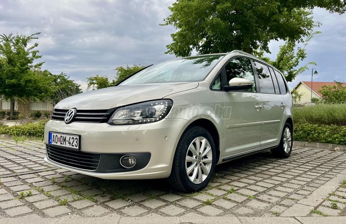 VOLKSWAGEN TOURAN 1.6 CR TDI Highline