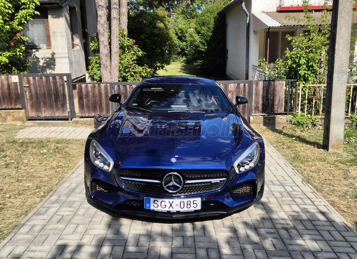 MERCEDES-AMG GT S
