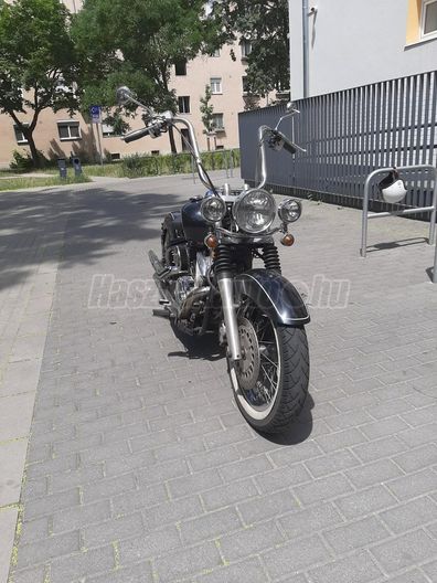 YAMAHA XVS 1100 DRAG STAR