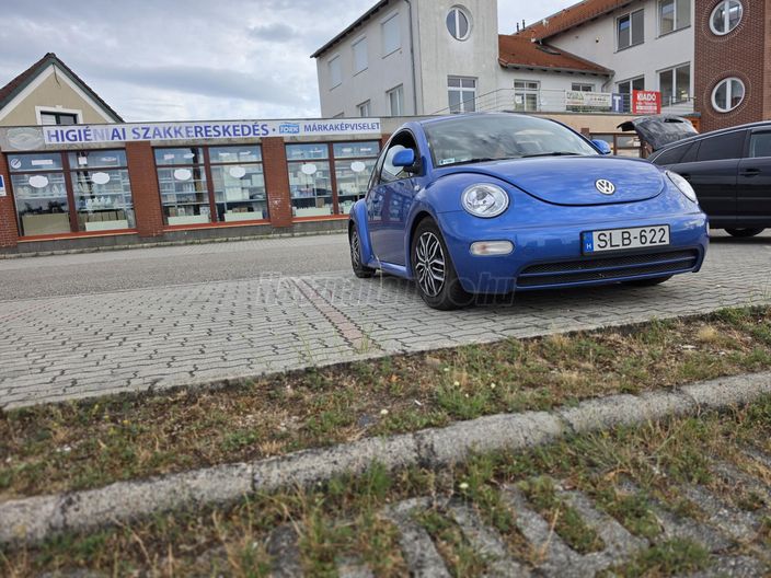 VOLKSWAGEN NEW BEETLE 2.0