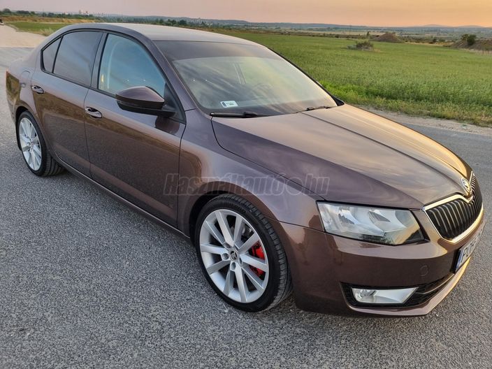 SKODA OCTAVIA 1.6 CR TDI Elegance