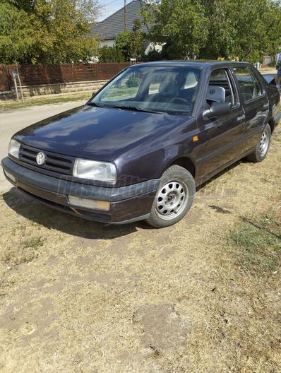 VOLKSWAGEN VENTO 1.9 TD CL