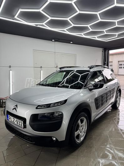 CITROEN C4 CACTUS 1.2 PureTech Shine Edition