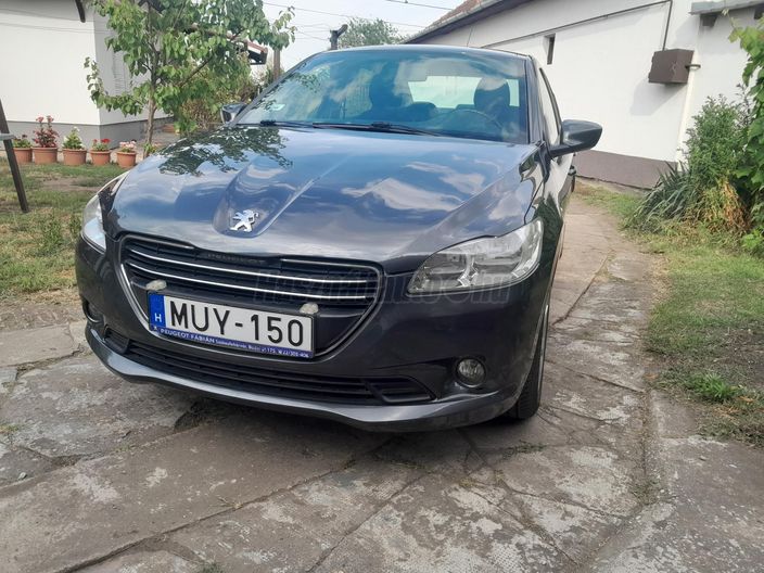 PEUGEOT 301 1.2 VTi PureTech Style