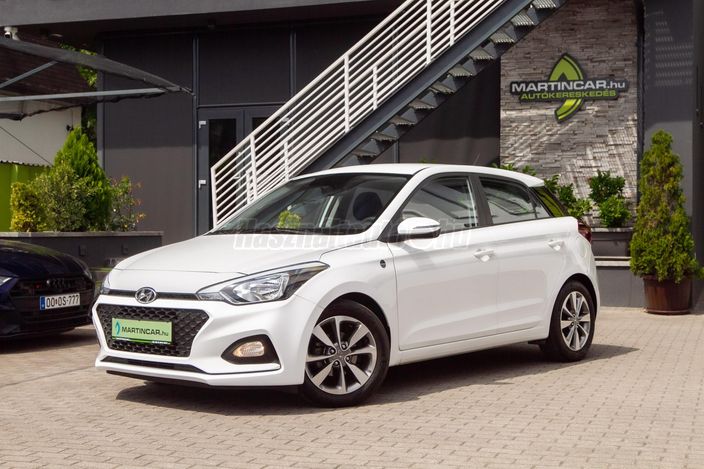 www.martincar.hu további 79 db Extra HD fénykép a HYUNDAI minden apró részletéről !!