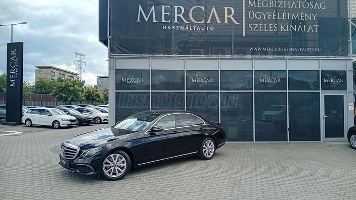 MERCEDES-BENZ E 450 4Matic 9G-TRONIC
