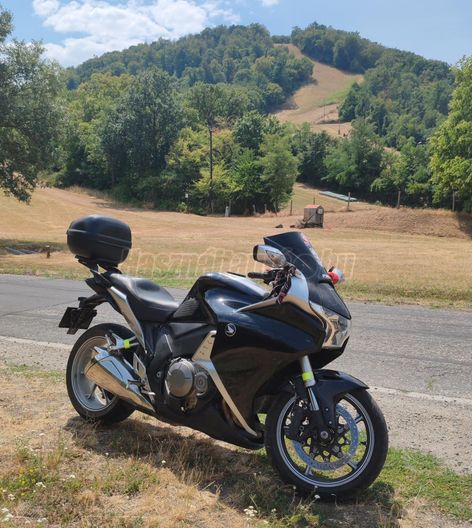 HONDA VFR 1200 F