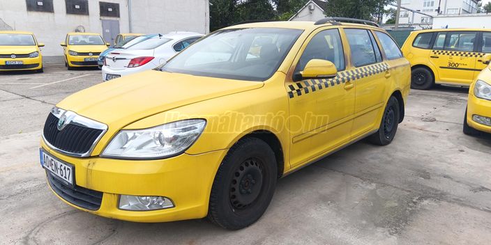 SKODA OCTAVIA Combi 1.6 CR TDI Ambiente DPF