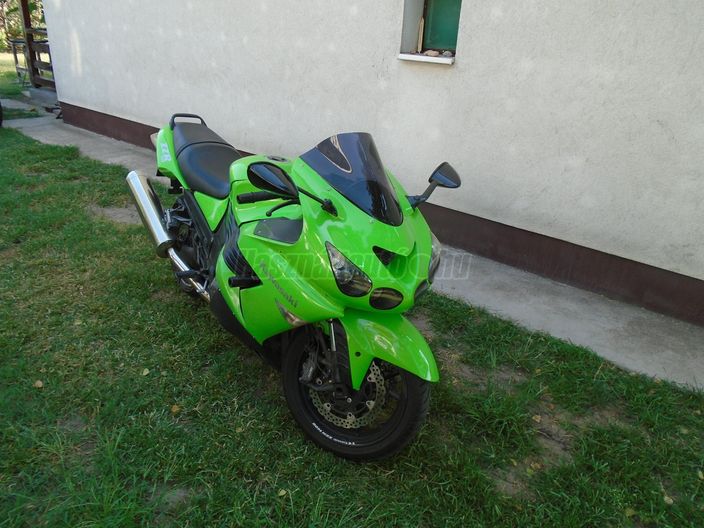 KAWASAKI ZZR 1400