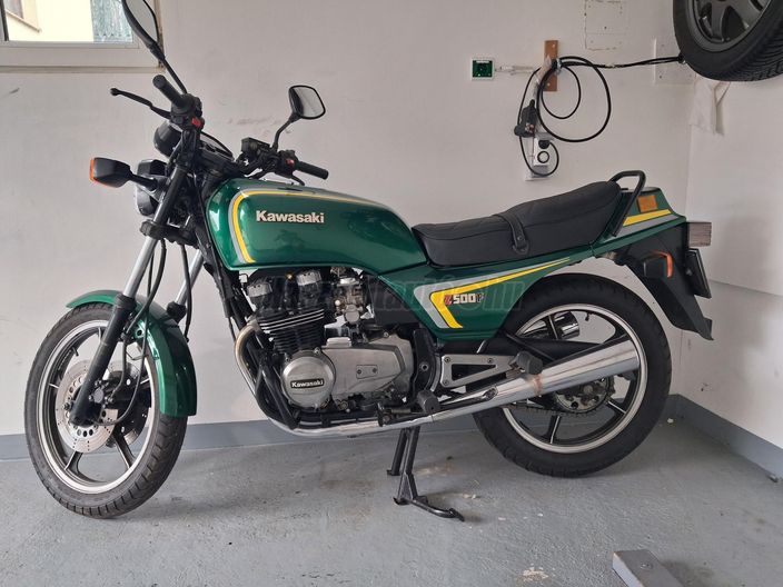 KAWASAKI ZR 500