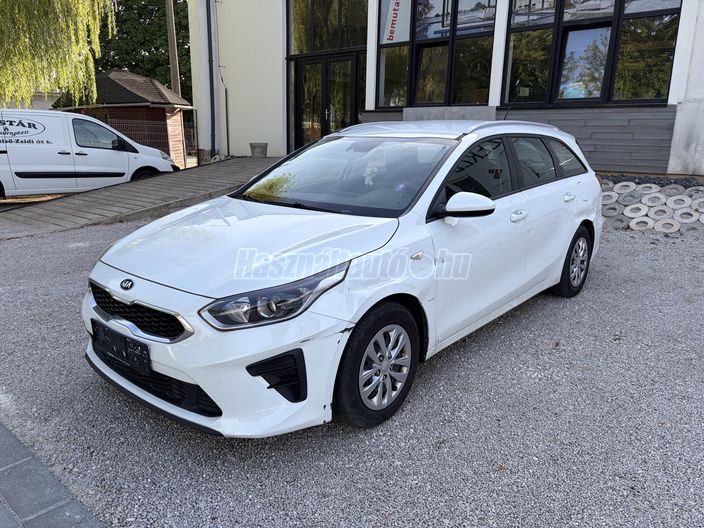 KIA CEE'D Ceed 1.0 T-GDI Gold