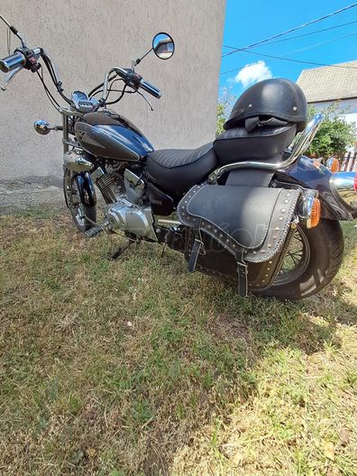 YAMAHA XV 125 (VIRAGO)