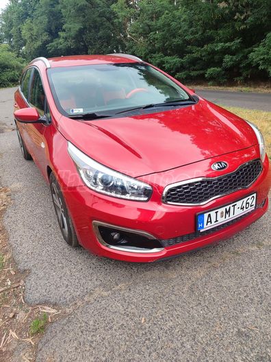 KIA CEE'D SW 1.6 GDI Silver