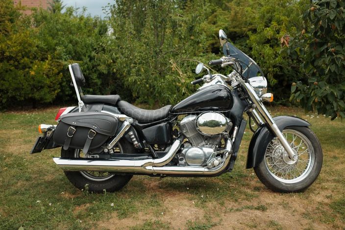 HONDA SHADOW 750