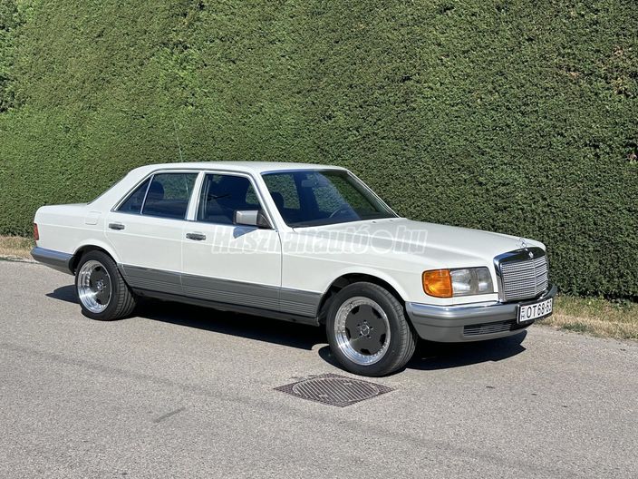 MERCEDES-BENZ W 126