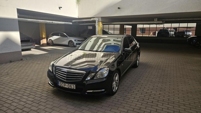 MERCEDES-BENZ E 220 CDI BlueEFFICIENCY Avantgarde