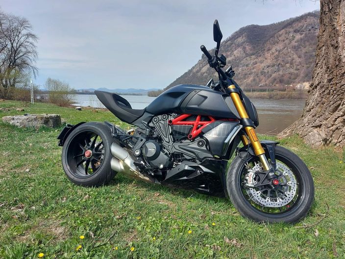 DUCATI DIAVEL 1260