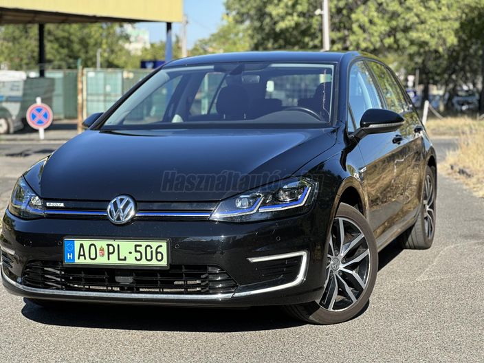 VOLKSWAGEN GOLF VII e-Golf